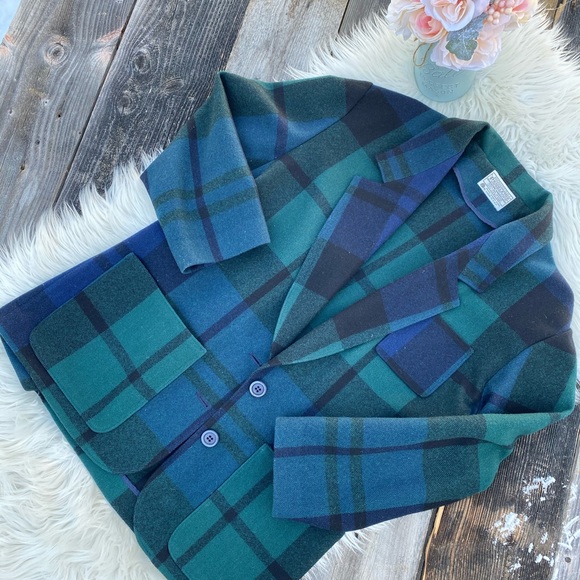 Vintage Pendleton 100% wool long plaid coat - Picture 2 of 7